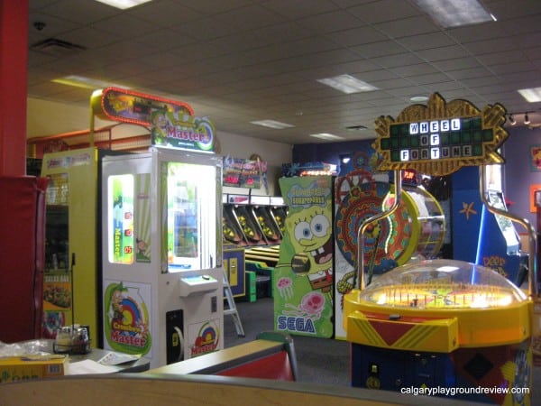 Chuck E. Cheese–Calgary - calgaryplaygroundreview.com