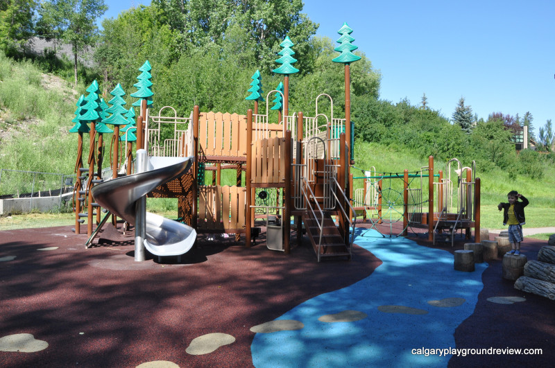 Cliff Bungalow Playground