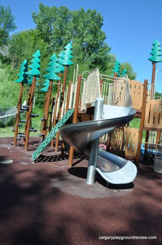 Cliff Bungalow Playground