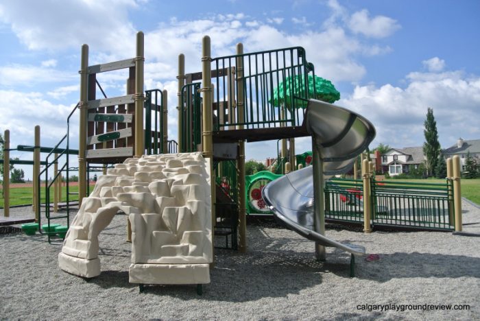 Christie Park Treehouse Playground 