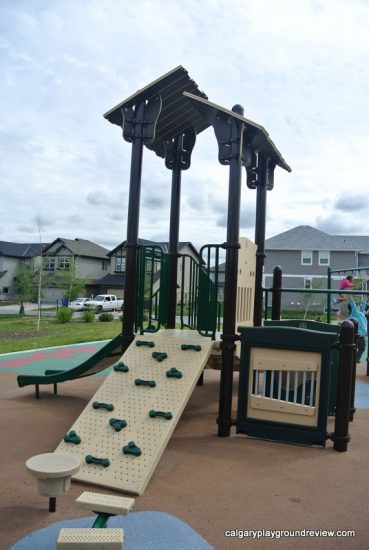 New Brighton Tree House Playground - Calgary, AB