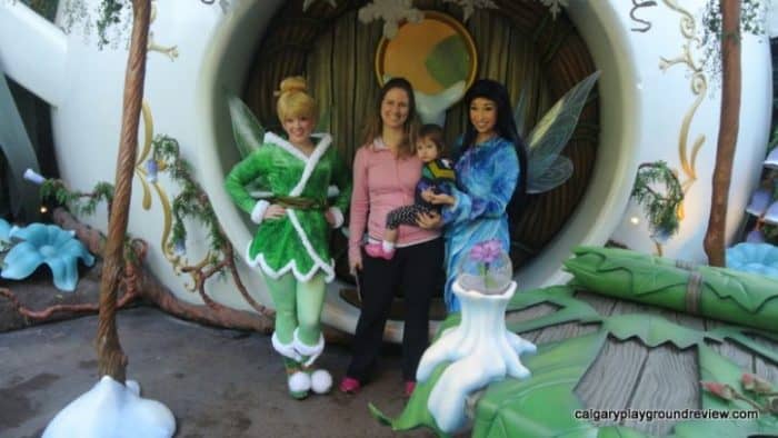 Photo op with Tinkerbell and Silverminst at Pixie Hollow in Disneyland