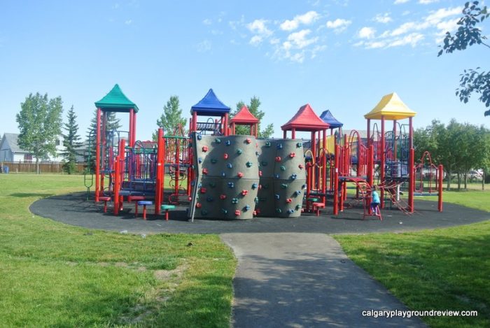 Applestone Park Playground - Applewood - calgaryplaygroundreview.com