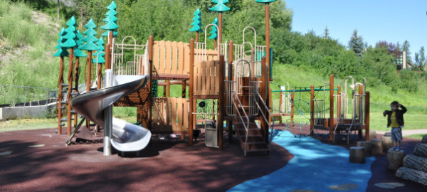 cliff bungalow playground