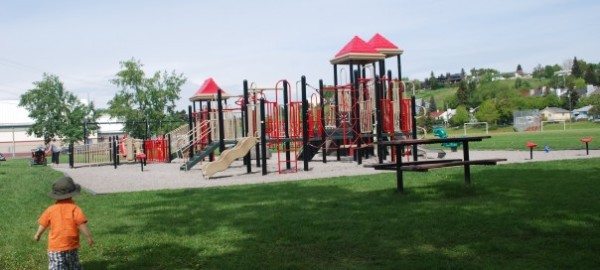 west hillhurst playground