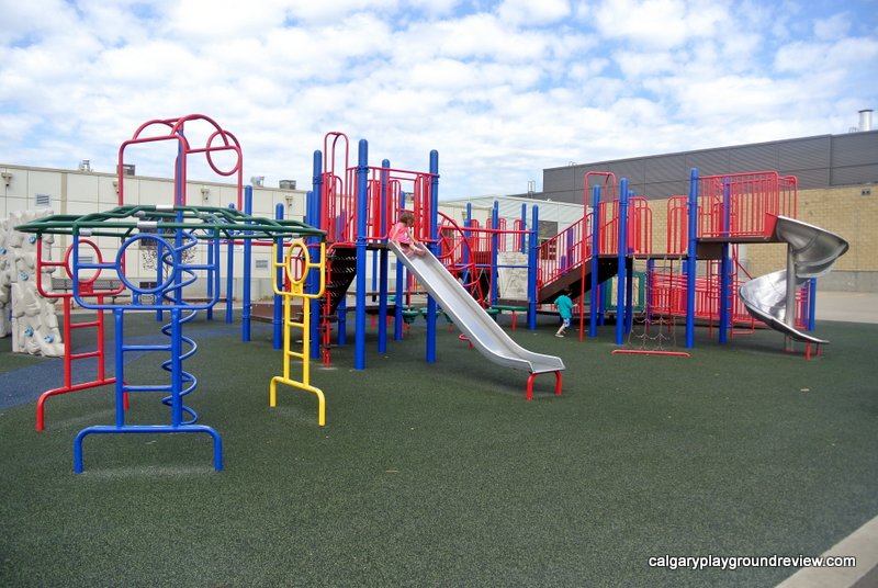 Tuscany School Playgrounds - calgaryplaygroundreview.com