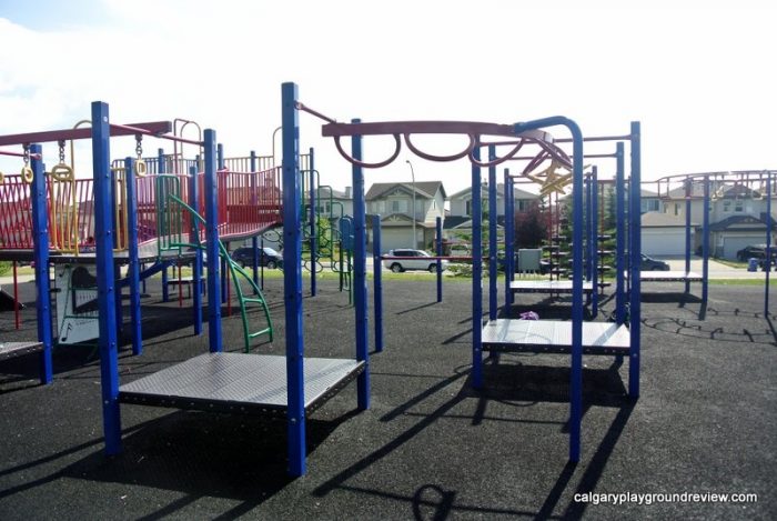 Panorama Hills School Playground - calgaryplaygroundreview.com