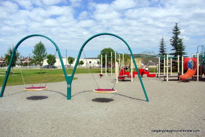 Tuscany School Playgrounds - calgaryplaygroundreview.com