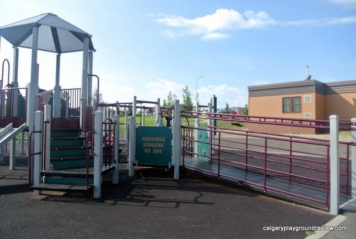 St. Jerome School Playground - calgaryplaygroundreview.com