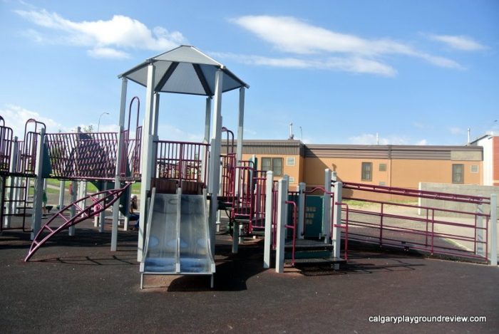 St. Jerome School Playground - calgaryplaygroundreview.com