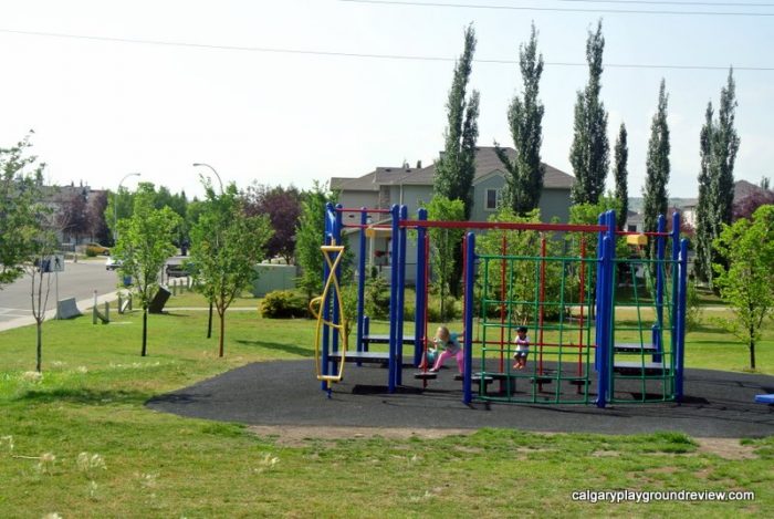 Panorama Hills School Playground - calgaryplaygroundreview.com