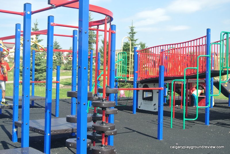 Panorama Hills School Playground - calgaryplaygroundreview.com