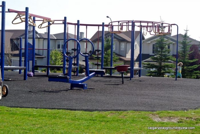 Panorama Hills School Playground - calgaryplaygroundreview.com