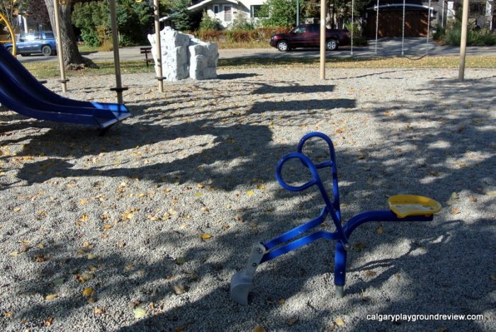 Westmount Playground - calgaryplaygroundreview.com