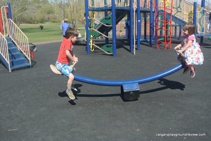 Riley Park Playground - calgaryplaygroundreview.com