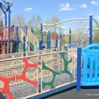 Riley Park Playground - calgaryplaygroundreview.com