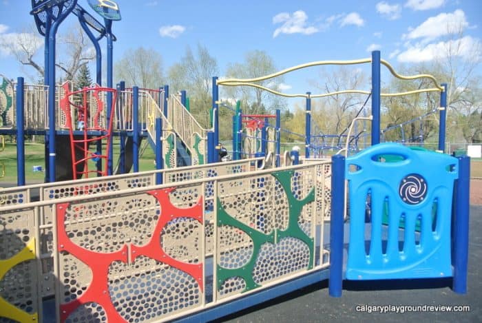 Riley Park Playground - calgaryplaygroundreview.com