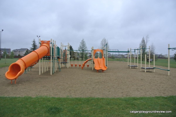 Kentwood Playground - Red Deer - calgaryplaygroundreview.com