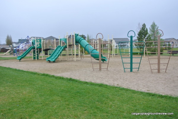 Lancaster Playground - Red Deer - calgaryplaygroundreview.com