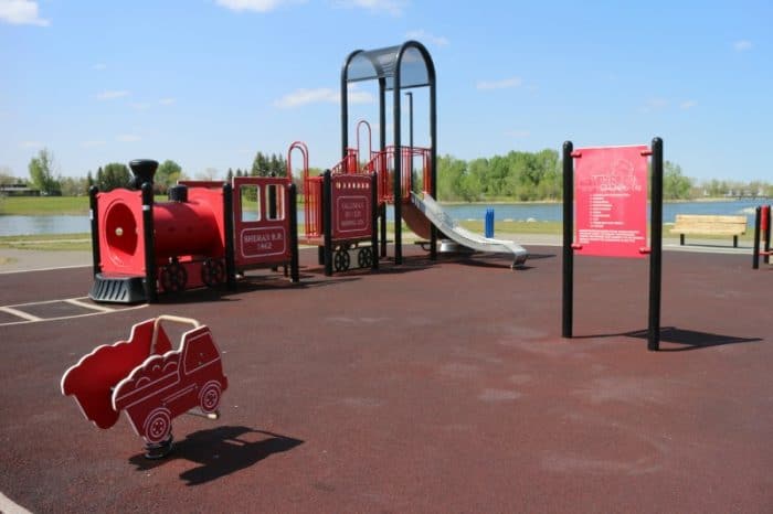 Nicholas Sheran Park - #albertastaycation - calgaryplaygroundreview.com