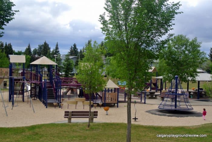 Ramsay Heights Playground - Awesome Edmonton Playgrounds - South of the River 