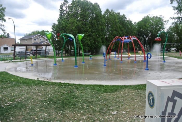 Medicine Hat Playgrounds, Parks and Spray Parks - Central Park Medicine Hat