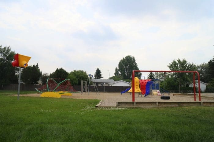 How We Had a Super Fun Vacation in Saskatoon - River Heights Playground