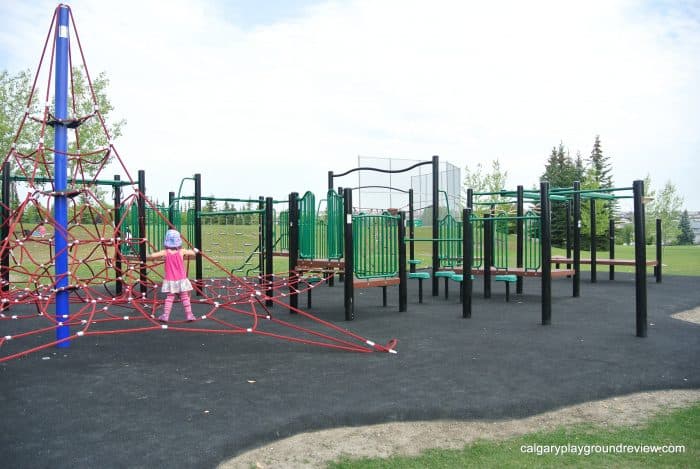 12 Mile Coulee School Fitness Park Playground