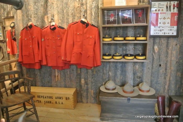 Fort Calgary - Uniforms