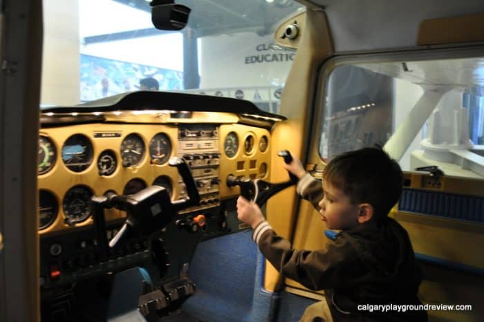 Steven F. Udvar-Hazy Center – Air and Space Museum