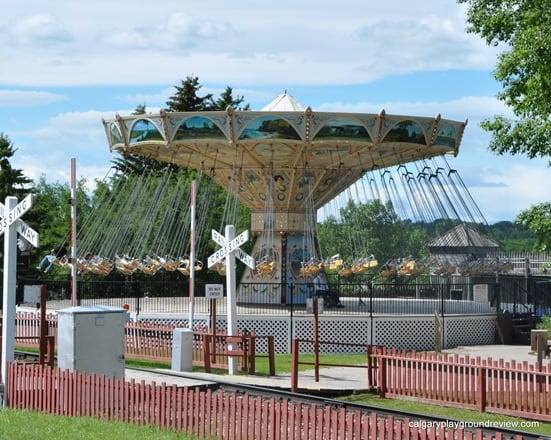 heritage park swings