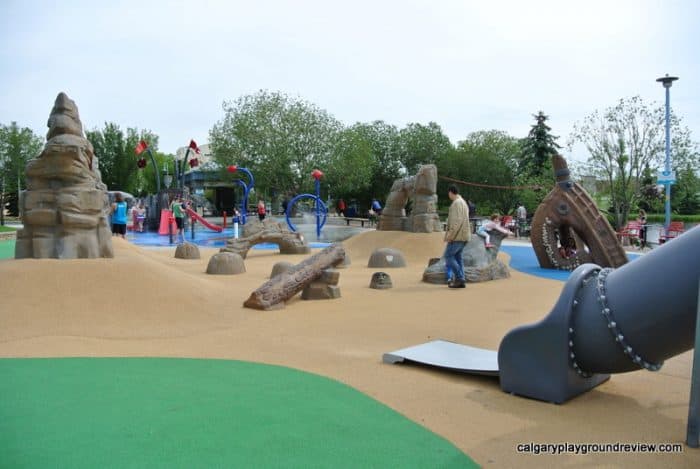 Broadmoor Park Playground - Sherwood Park