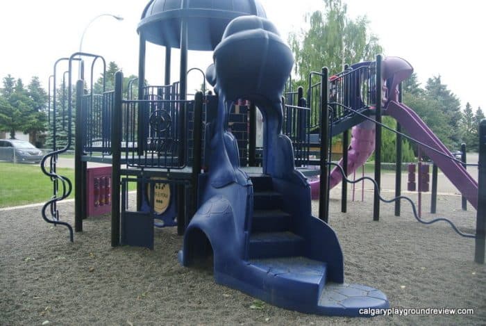 vEmerson Drive Playground