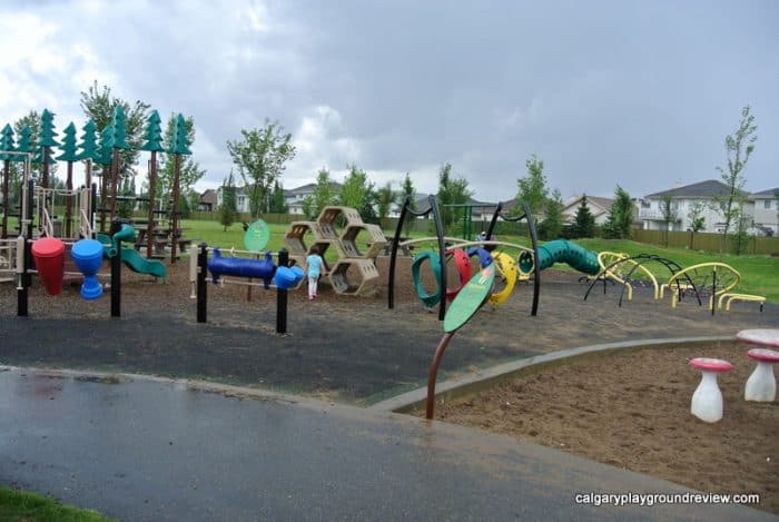 Elizabeth Finch School Playground - Awesome Edmonton Playgrounds - North of the River 