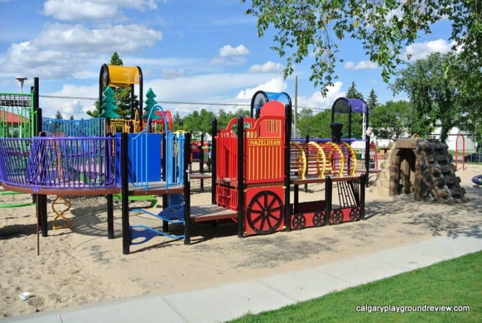 Hazeldean Park Playground - Awesome Edmonton Playgrounds - South of the River 