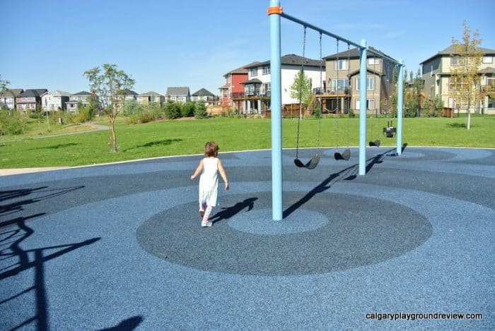 Auburn Bay Ave Pond Playground