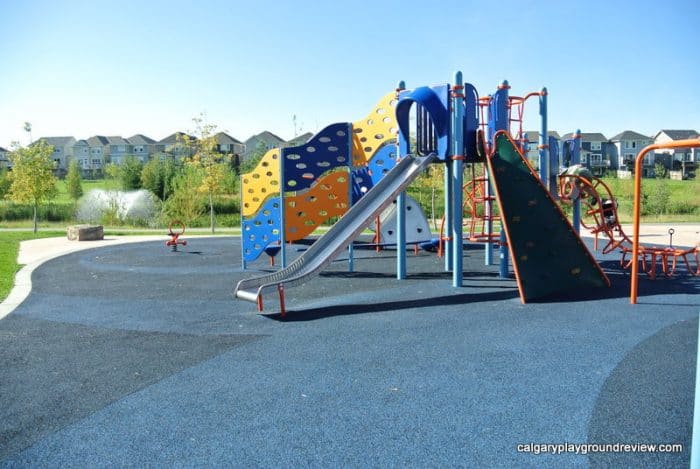 Auburn Bay Ave Pond Playground