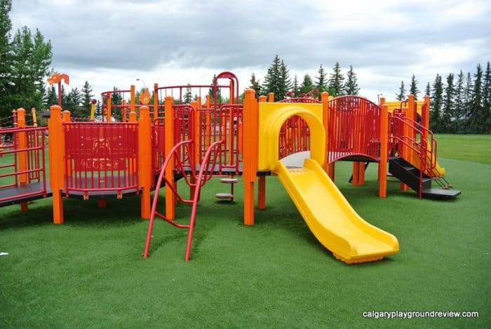 Avondale Park Playground Grande Prairie