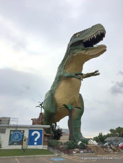 Largest Dinosaur in the World statue - Drumheller, Alberta