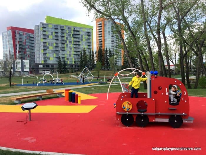 Blakiston Park Playground - Calgary's best playgrounds 2019