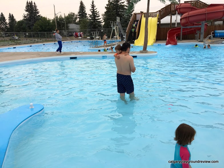 Raymond Outdoor Aquatic Centre Raymond, Alberta