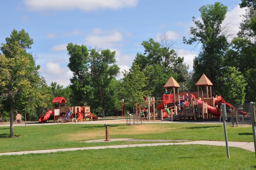 Awesome playgrounds in Montana - calgaryplaygroundreview.com