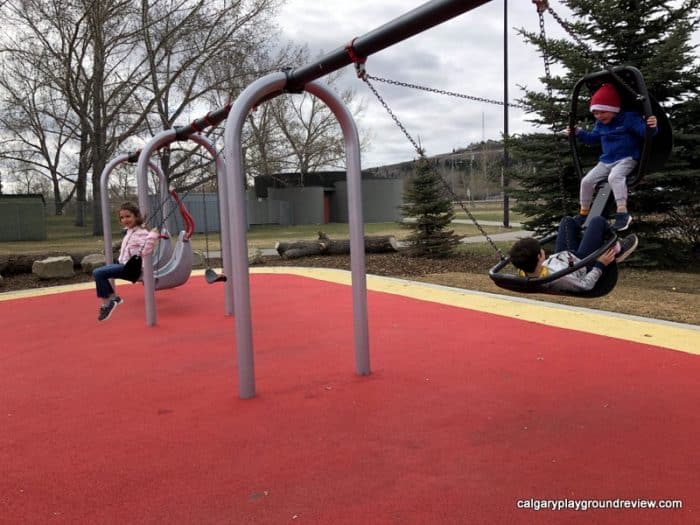 Shouldice Park Playground Calgaryplaygroundreview Com