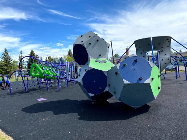 Calgary's Top 15 playgrounds 2021